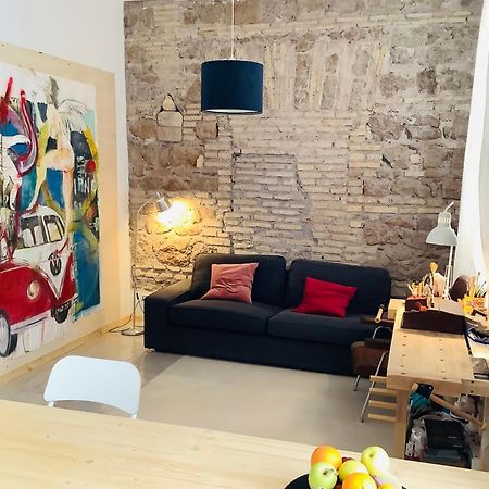Отель Art House Center Рим Экстерьер фото